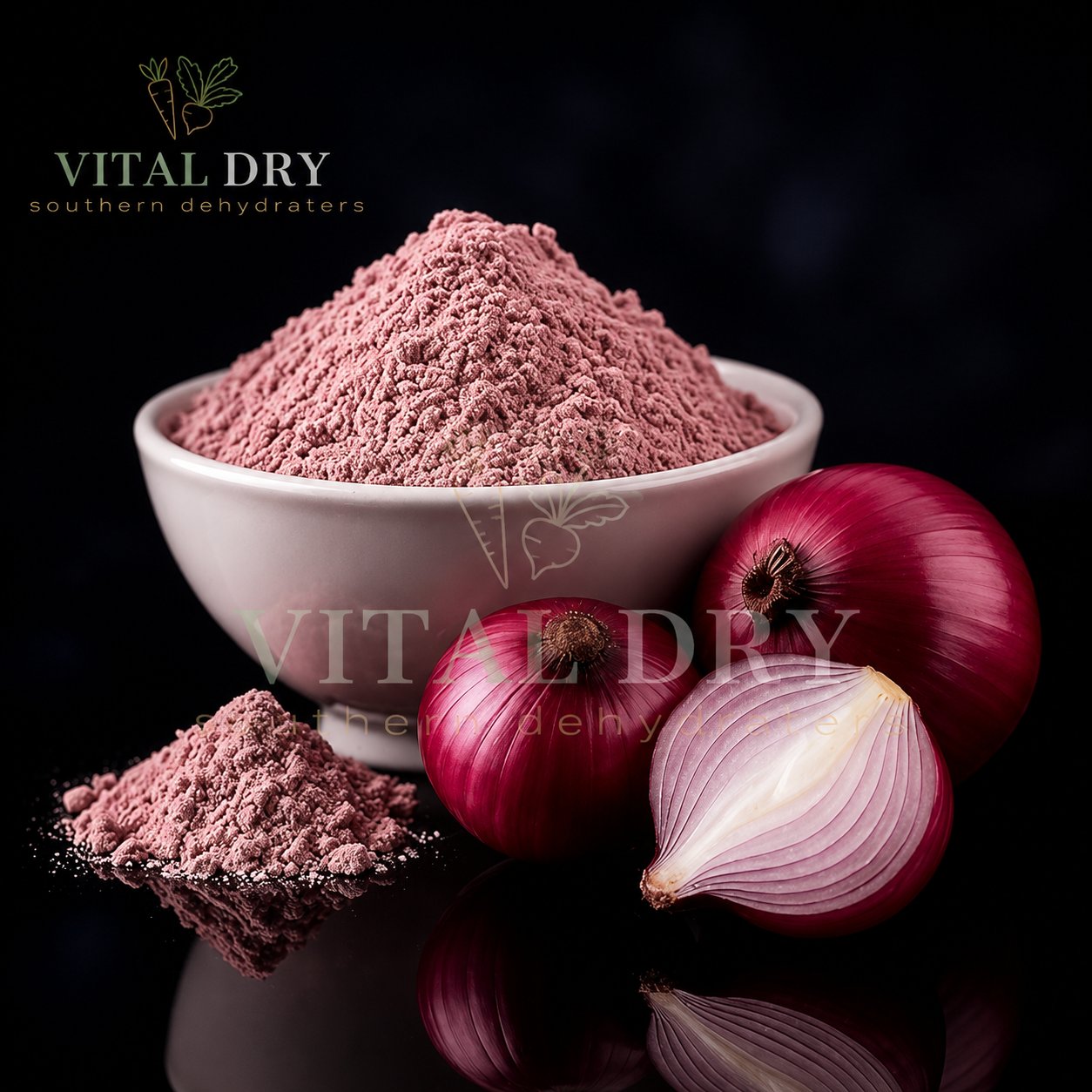 Red onion powder with fresh red onions